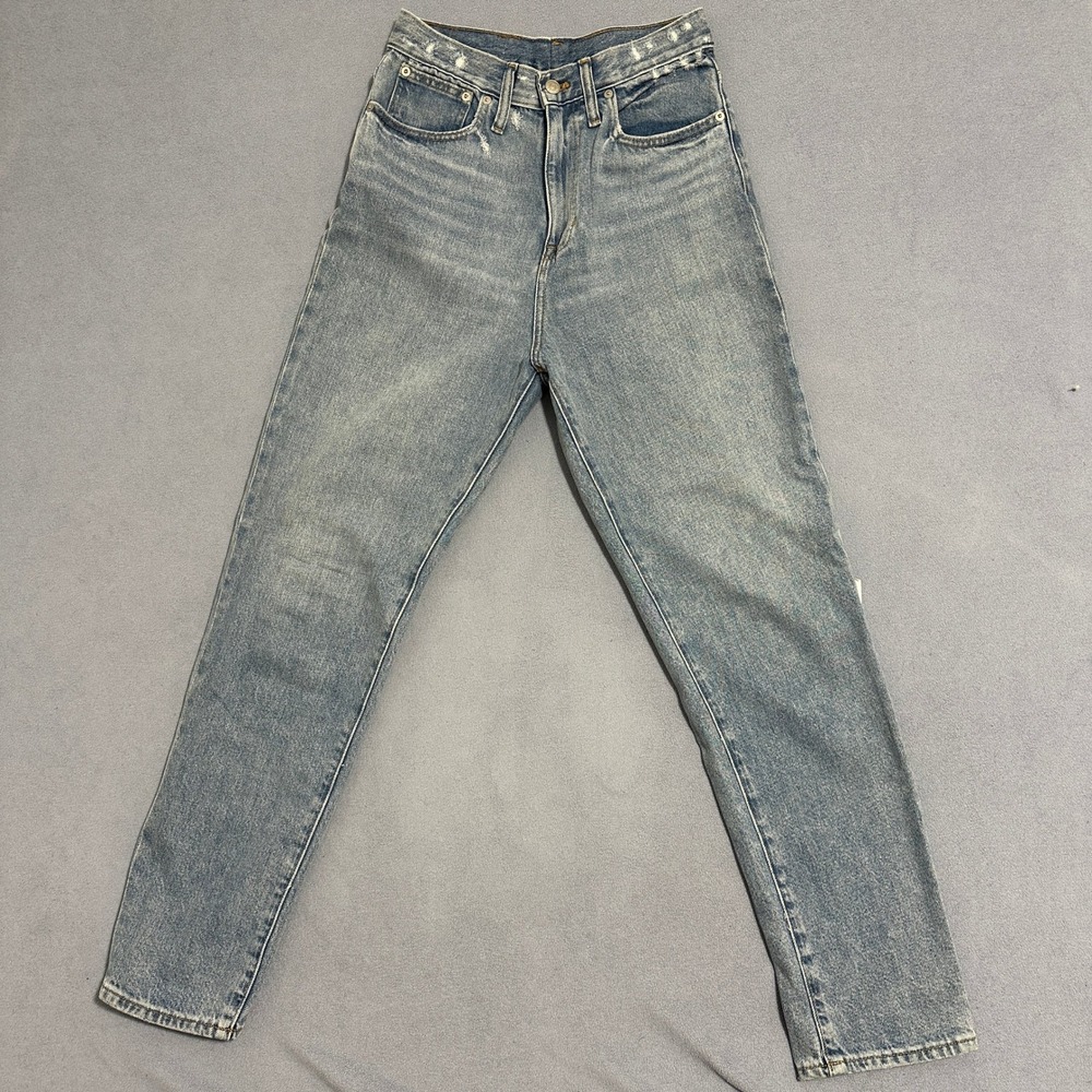 Madewell The Momjean High Rise Light Wash Distressed Jeans AG377 W28 L30